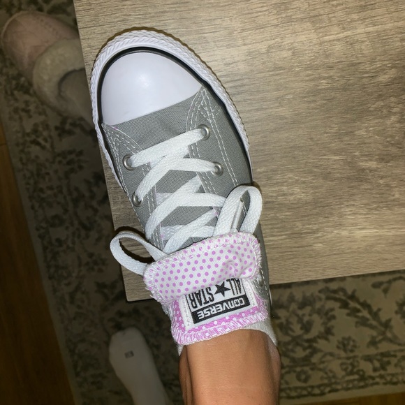 Converse Other - Grey converse with purple polka dot detailing